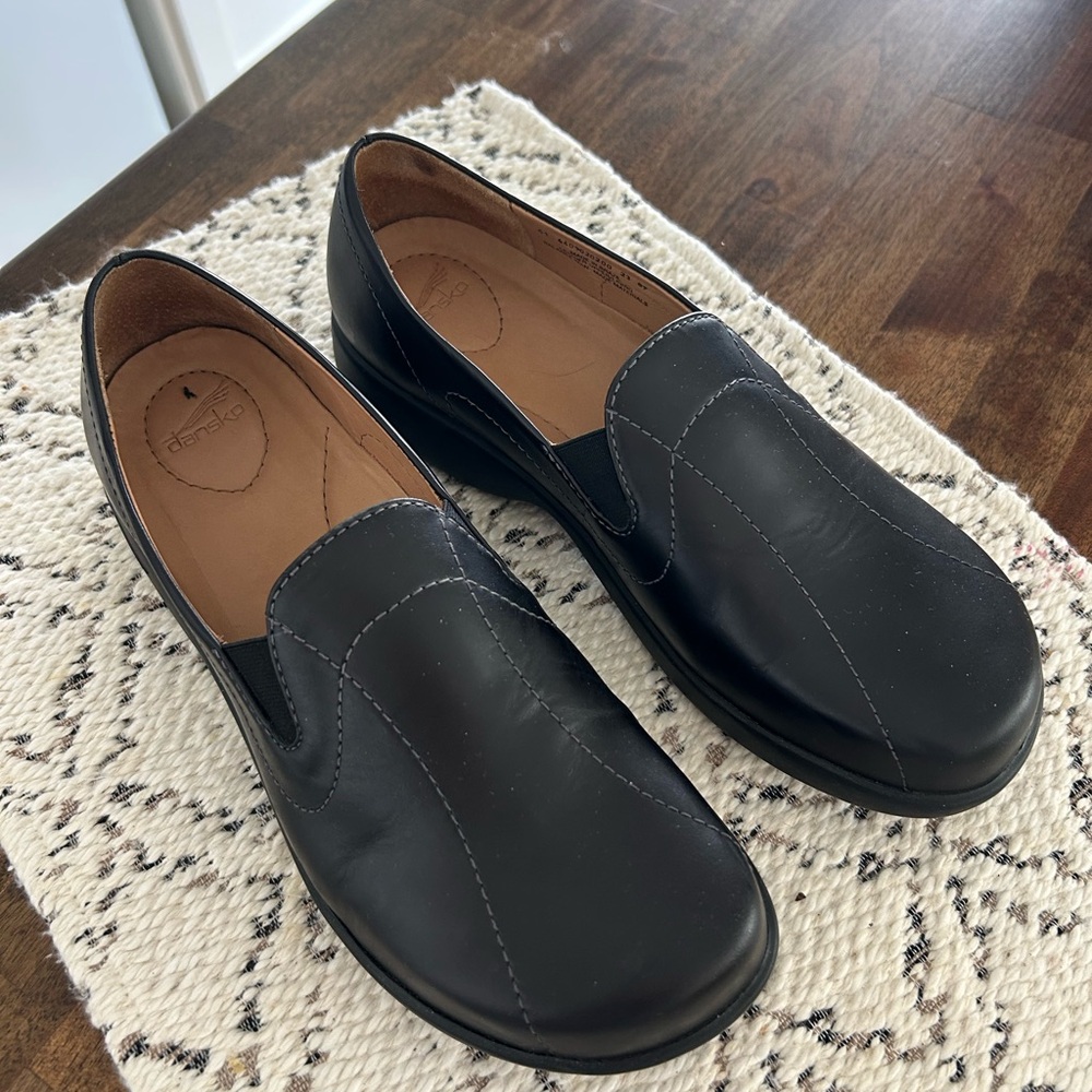 Dansko Women’s Black Slip-On Leather Work Shoe
